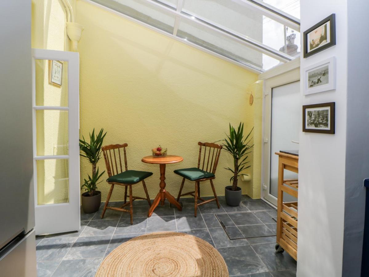 Вилла 27 Exeter Street Тинмут Экстерьер фото